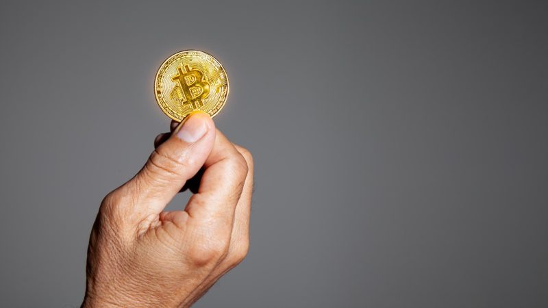 Scandalo cripto: la Spagna ferma Altman – cosa nasconde Worldcoin?
